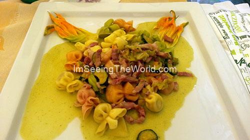 Saccottini Italia Fresh Pasta ham filled with cream, bacon, and courgettes